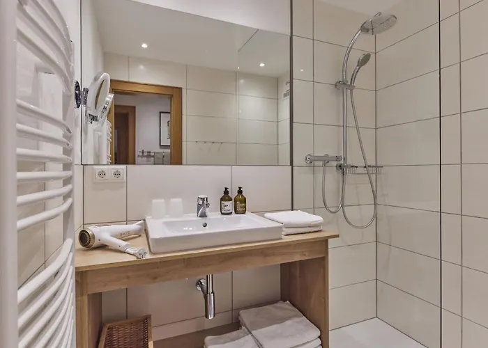 The Neuhaus * 阿布特瑙